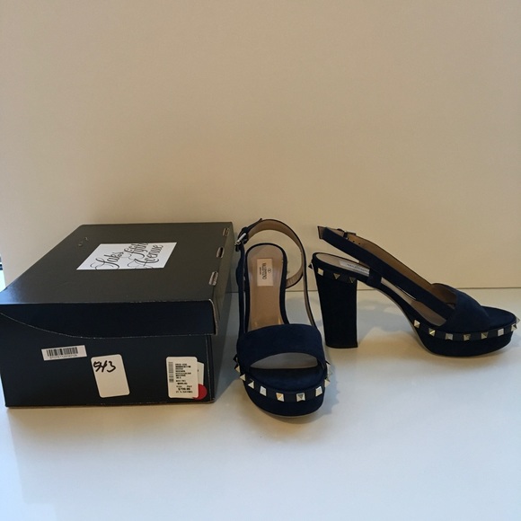 ❗️FINAL PRICE❗️ NEW Valentino Rockstud Sandals - Picture 3 of 8